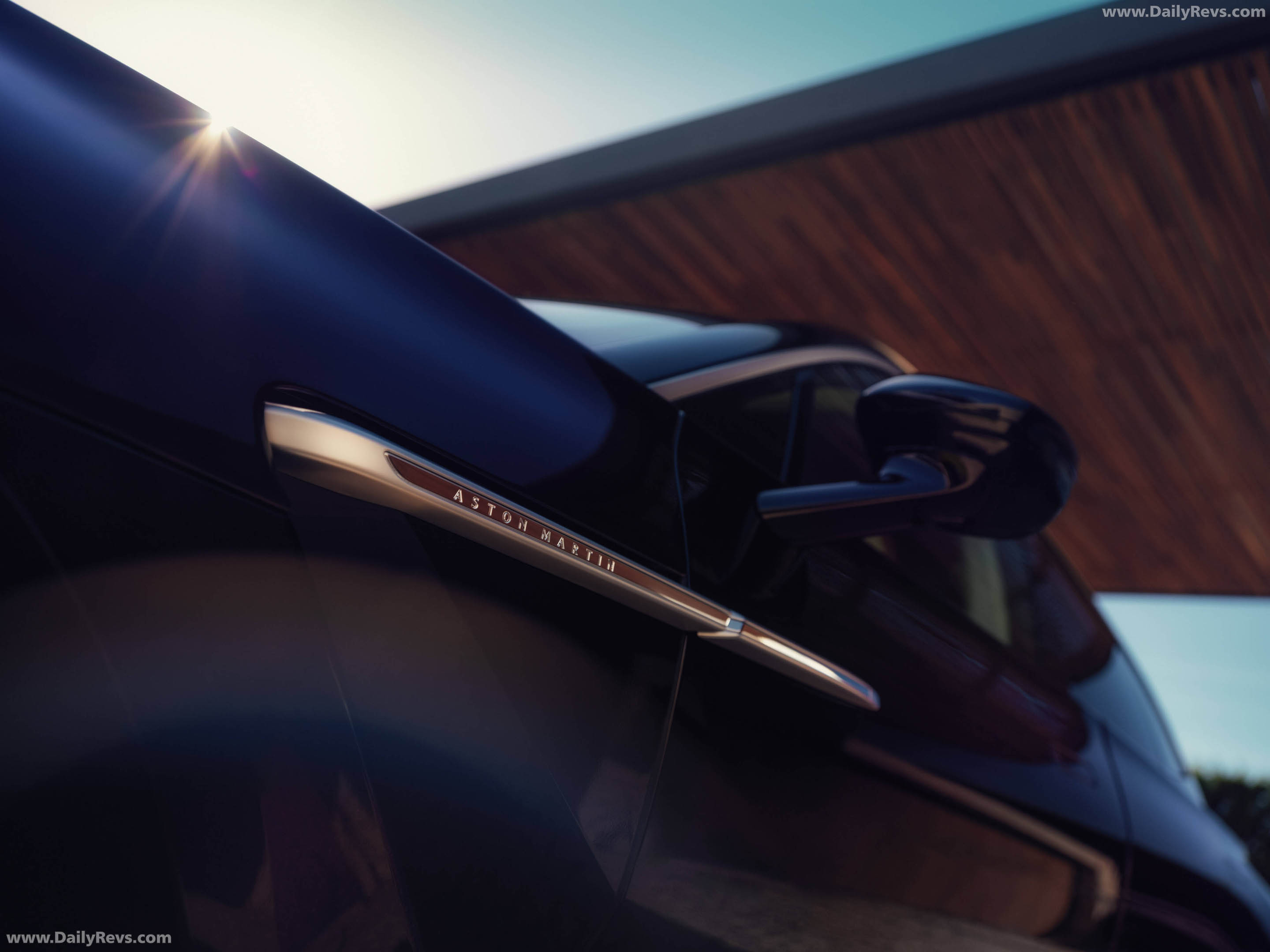 2027 Aston Martin DBX GT Exterior